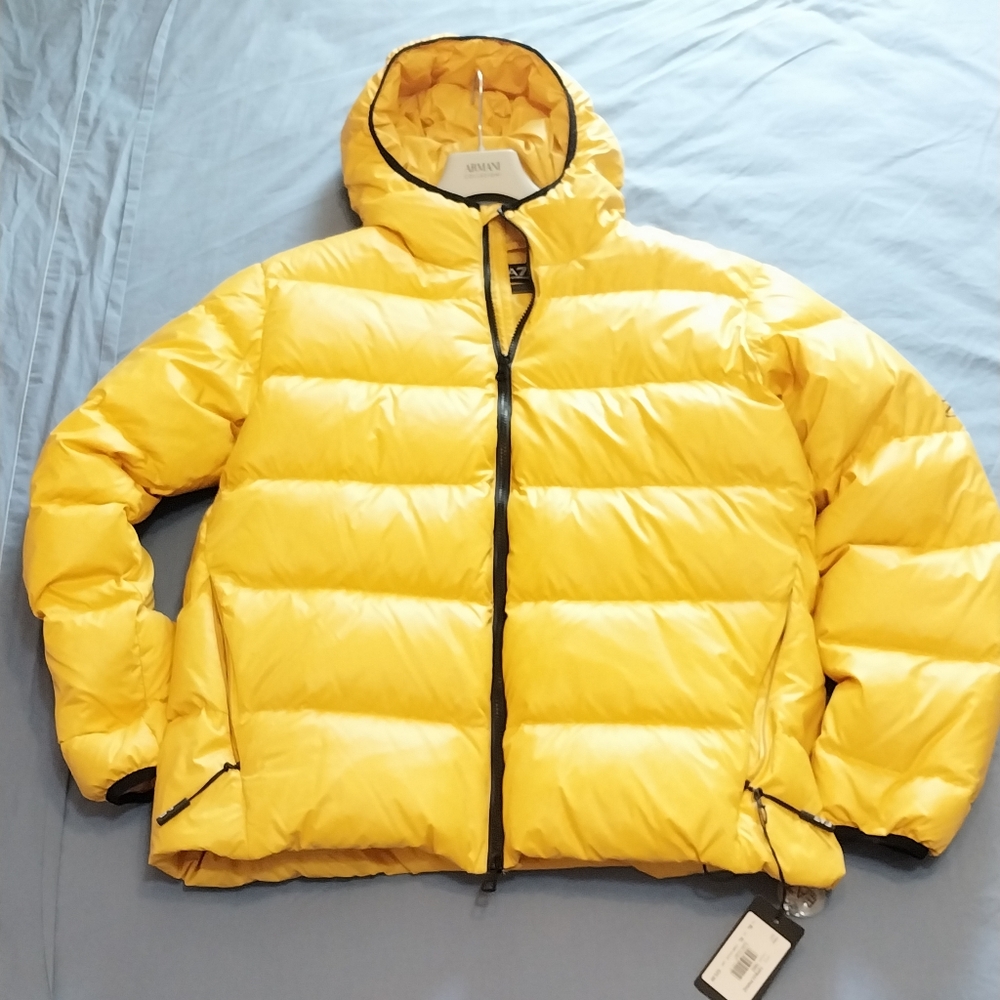 Brand new EA7 Hooded Down Quilted Yellow Jacket L